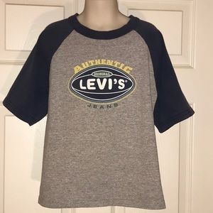4 for $10 LEVI’S TEE SHIRT